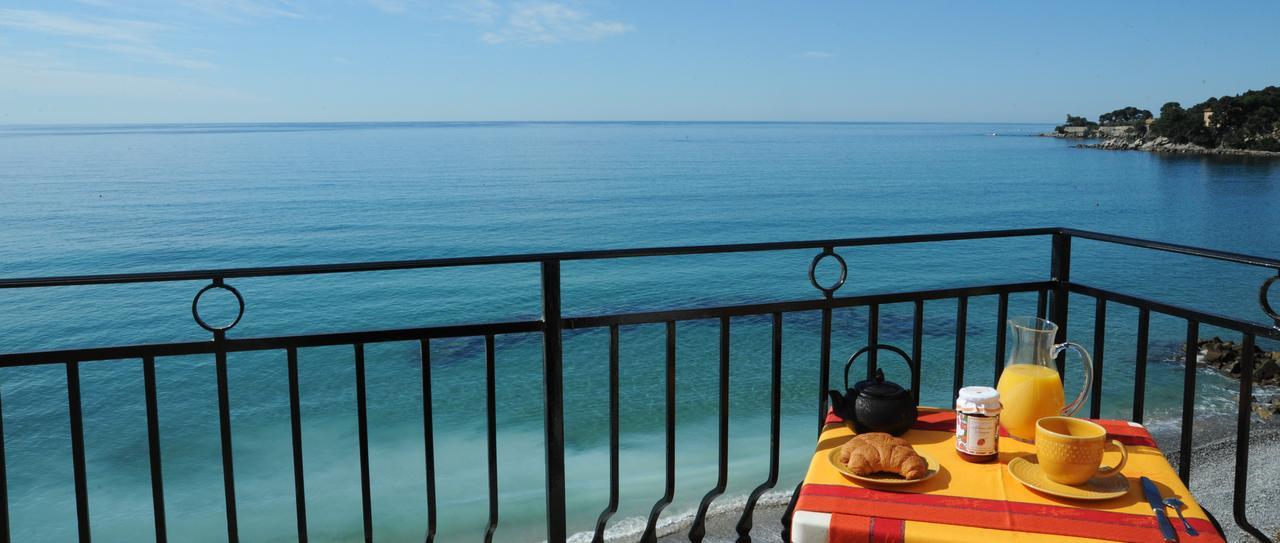 Holiday'S Beach Aparthotel Ventimiglia Bagian luar foto